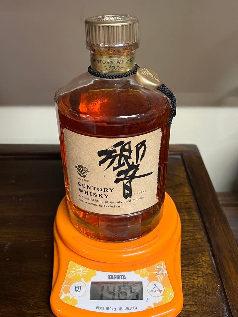 サントリー　ウィスキー　響　金キャップ　750ml未開封