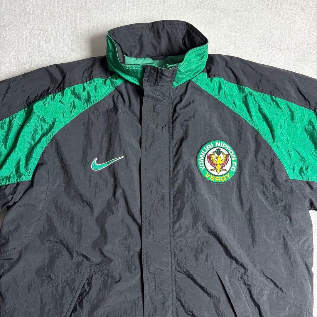 90s Jリーグ　読売ヴェルディ　NIKE ナイロンベンチコート　ホームカラー