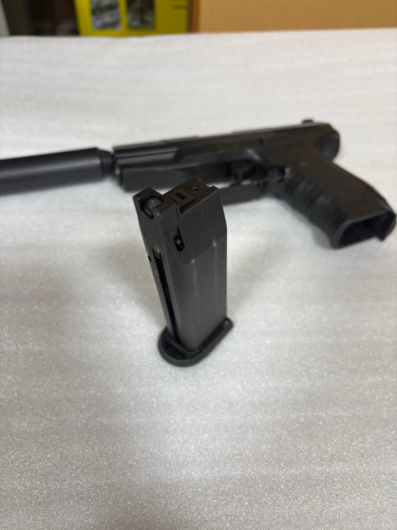 MARUZEN Walther P99 ガスガン サイレンサー付き　中古