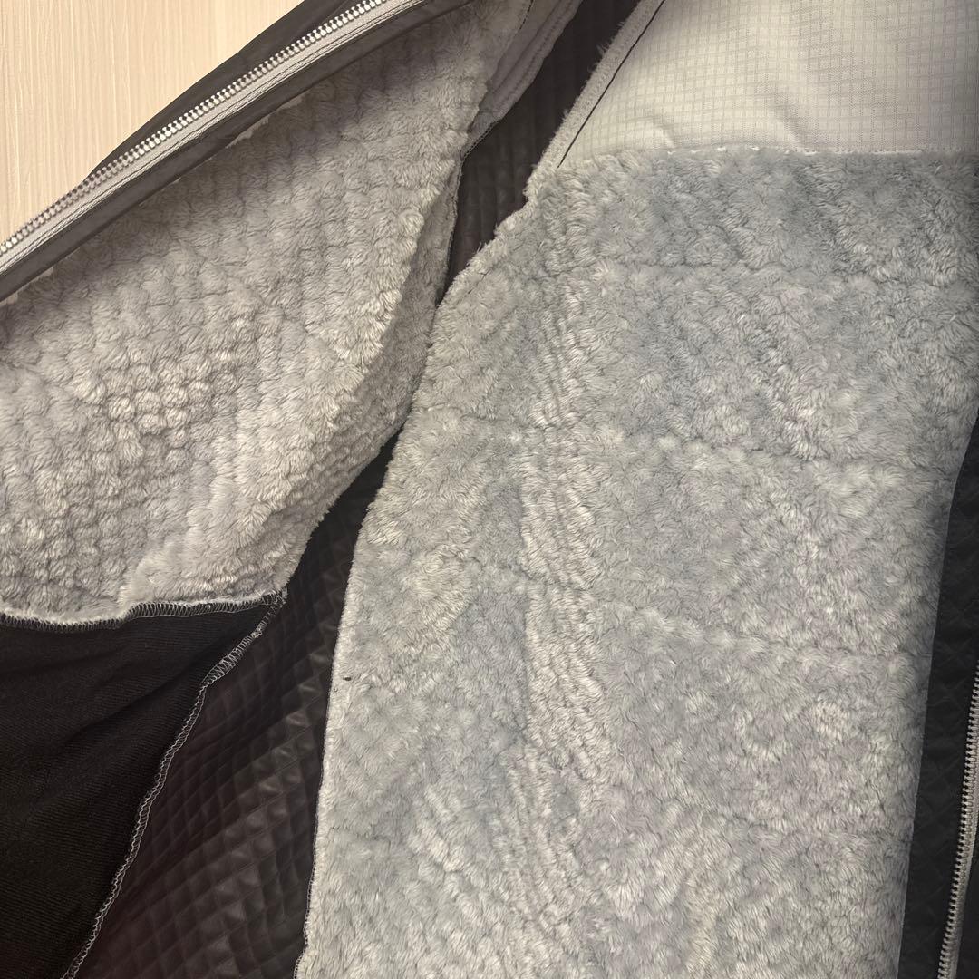 Oakley ブラック フルジップジャケット