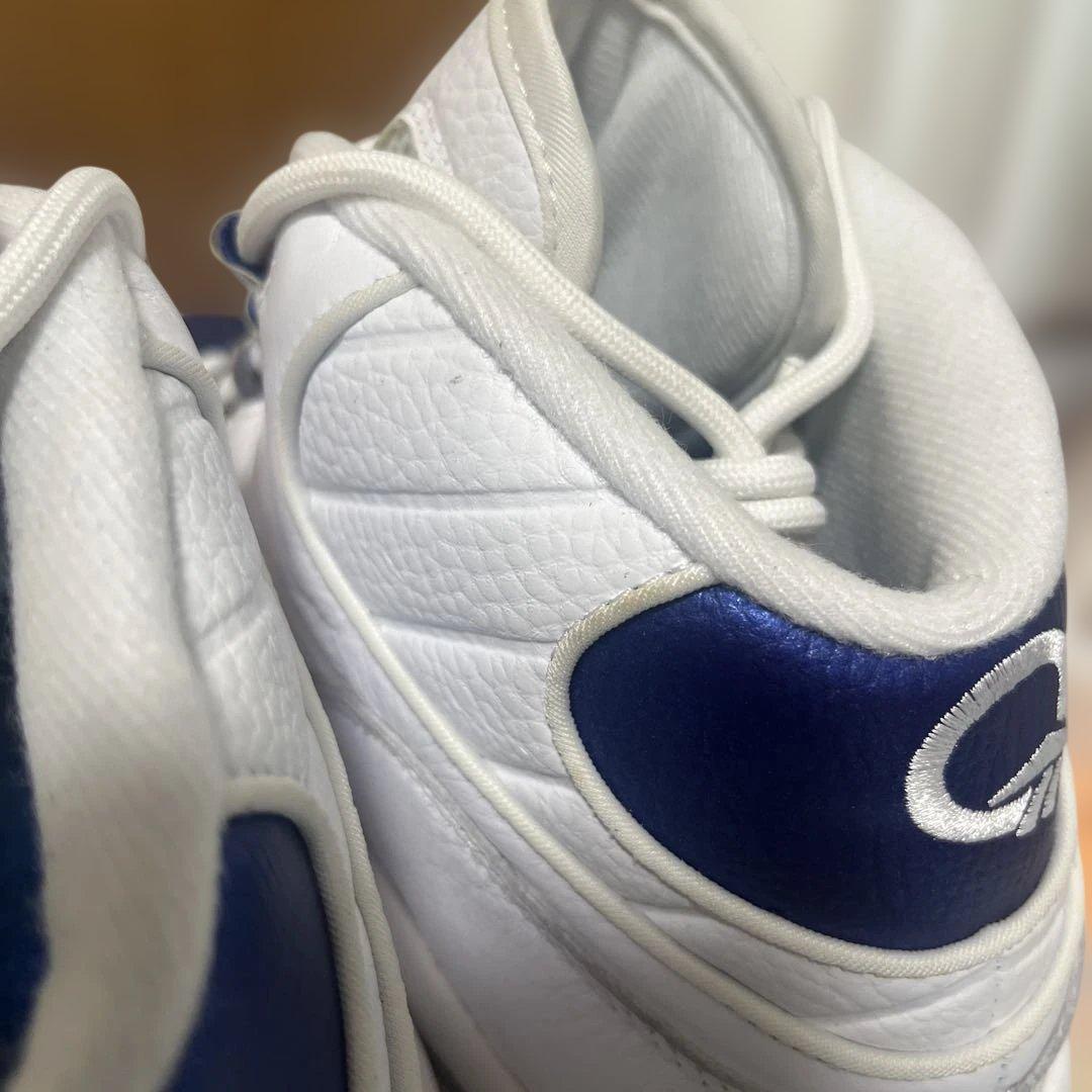 Reebok question midバスケットシューズ ホワイト/ネイビー