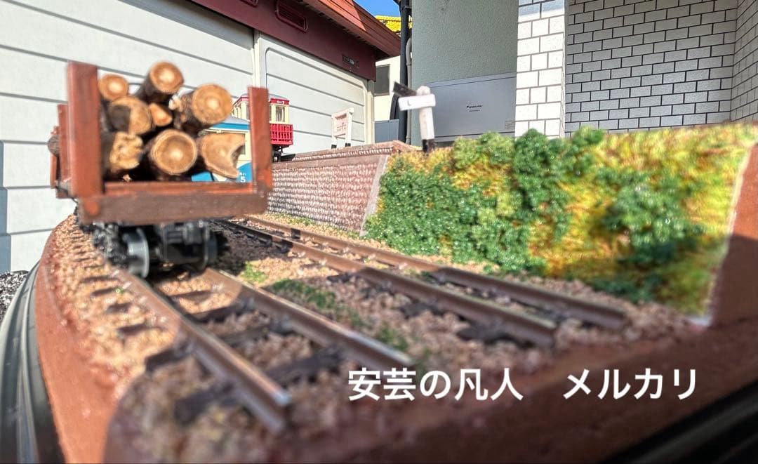 HOナロー(軌間9mm)55 ひな壇ヤードのある風景 アクリルケース付