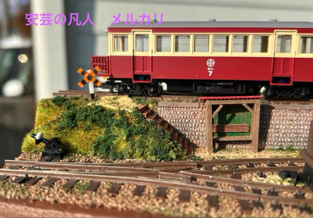 HOナロー(軌間9mm)55 ひな壇ヤードのある風景 アクリルケース付