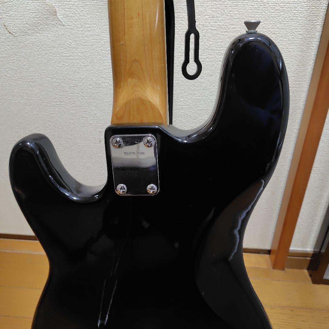 Founder 4弦ベース