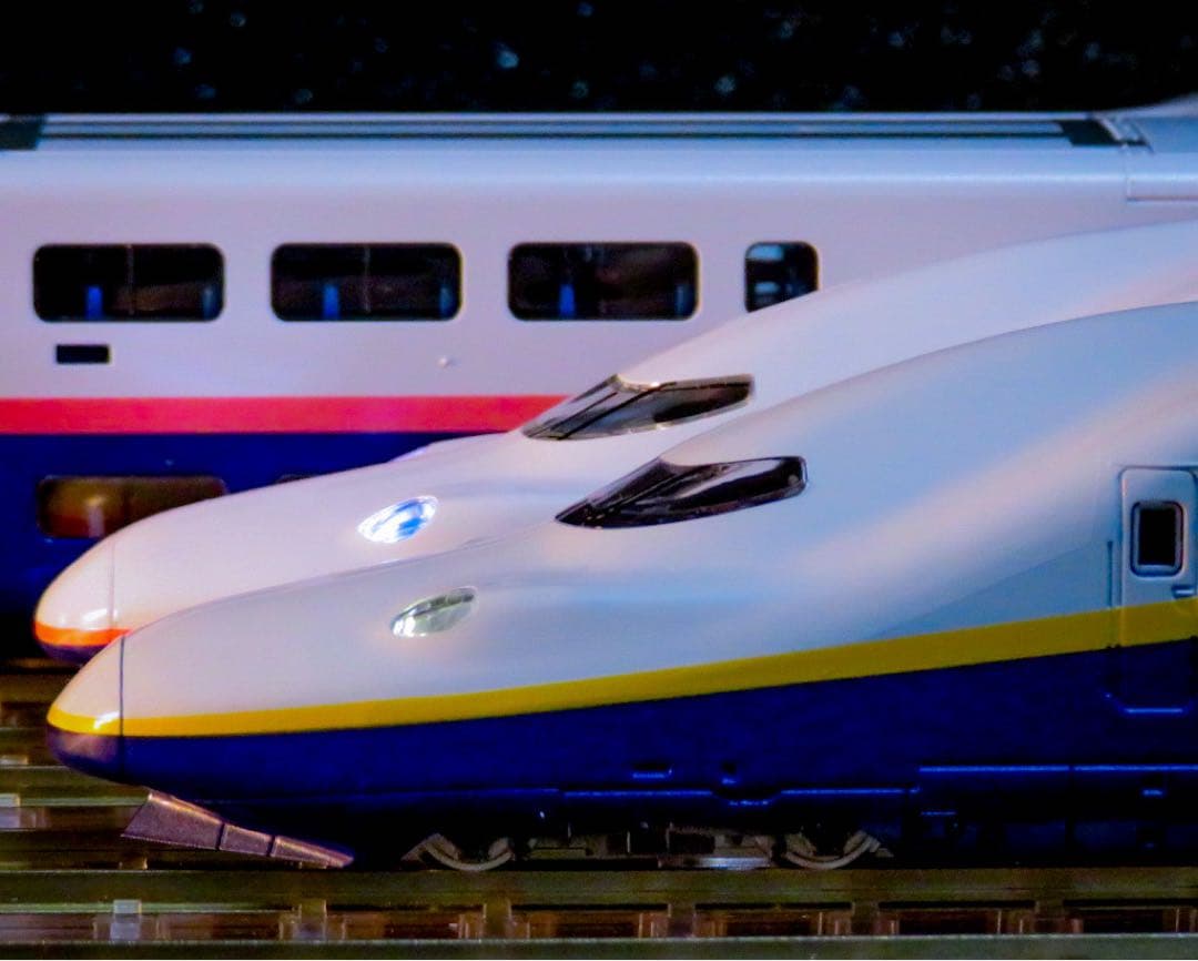 KATO E4系新幹線 Max 8両セット(最新ロット)【新品,未使用品】