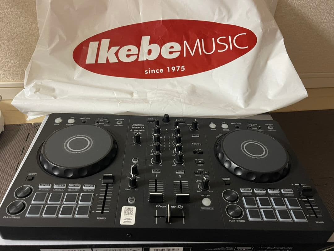 1*4様 Pioneer DJ DDJ-FLX4 DJコントローラー