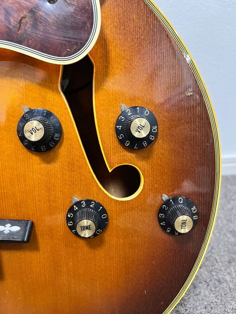 テチ　エピフォンギター