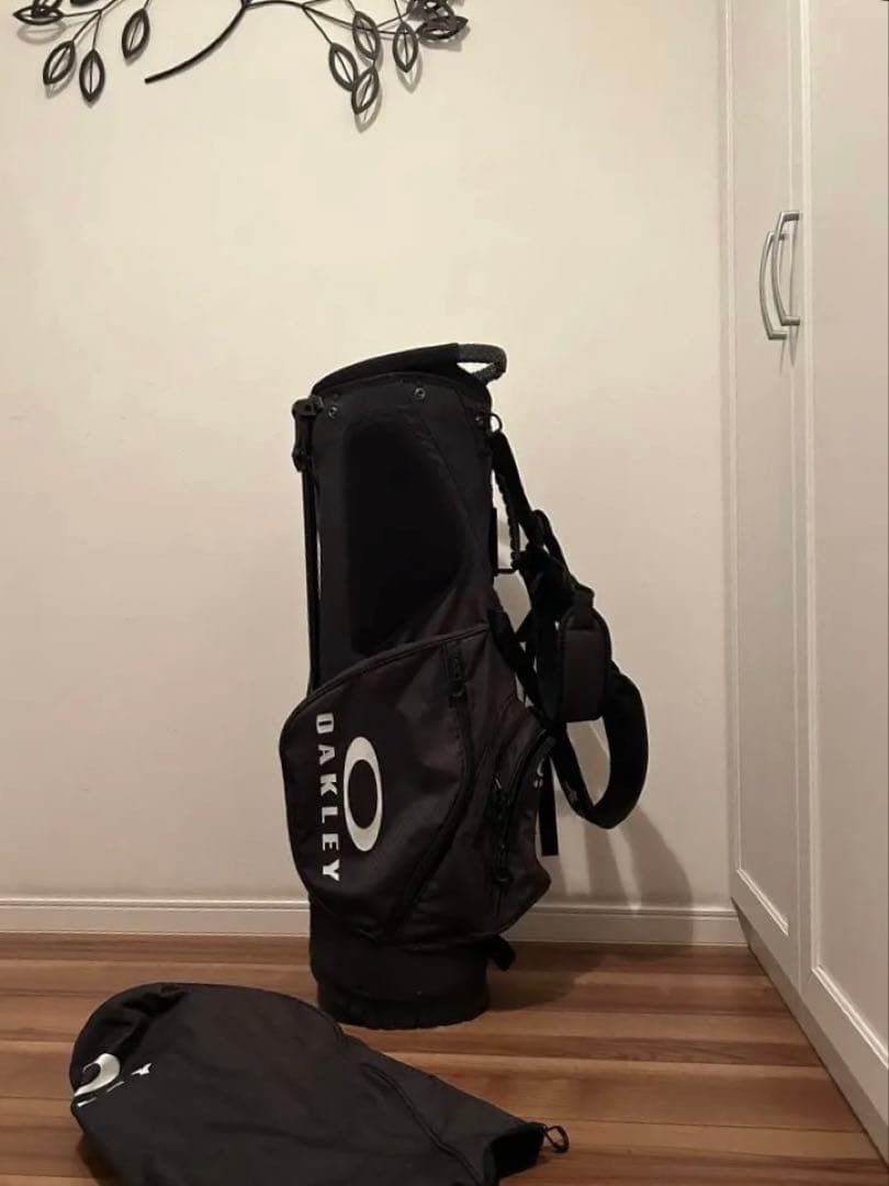 OAKLEY キャディバッグ スタンド付　BLACK