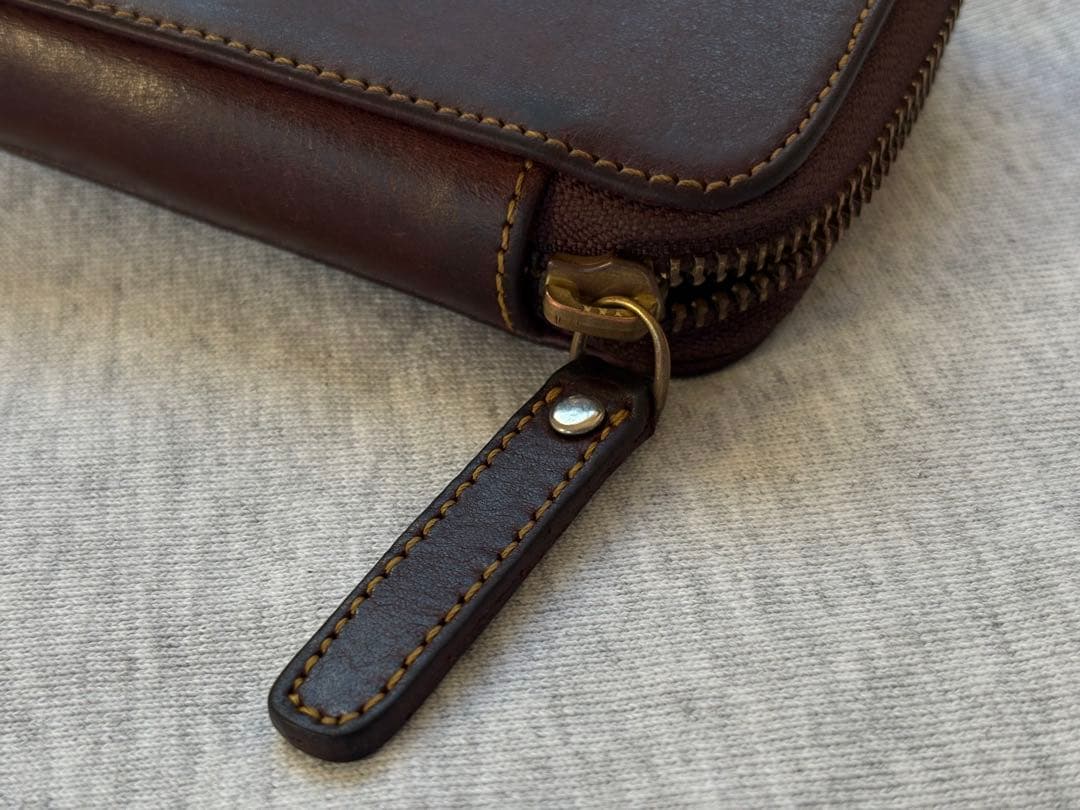 Bahagia&Craft バハギア ラウンドジップペンケース プエブロ タバコ