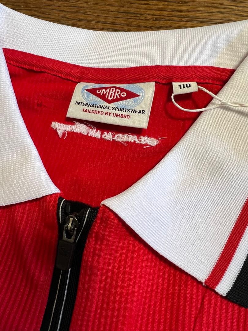 【希少】OVER THE PITCH X UMBRO 100TH JERSEY