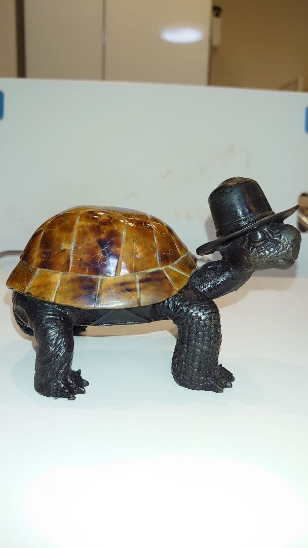 【メートランドスミス】帽子をかぶった亀の置物