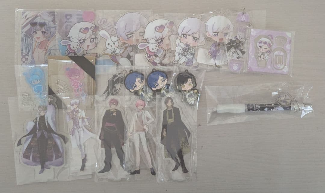 いれいす アクスタアクキーぬいぐるみチェキ