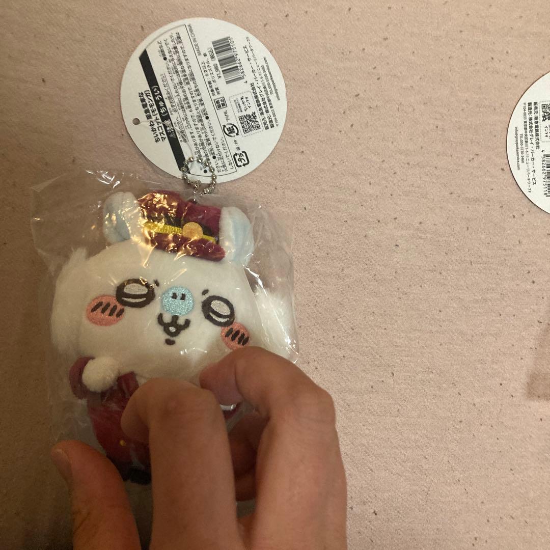 ちいかわ 阪急電車 阪急電車なマスコット、おかおバッチ、巾着セット