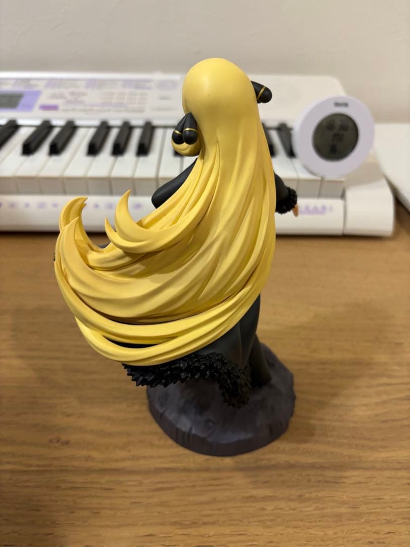 ARTFX J ポケットモンスターシリーズ シロナ ガブリアス　色紙付き