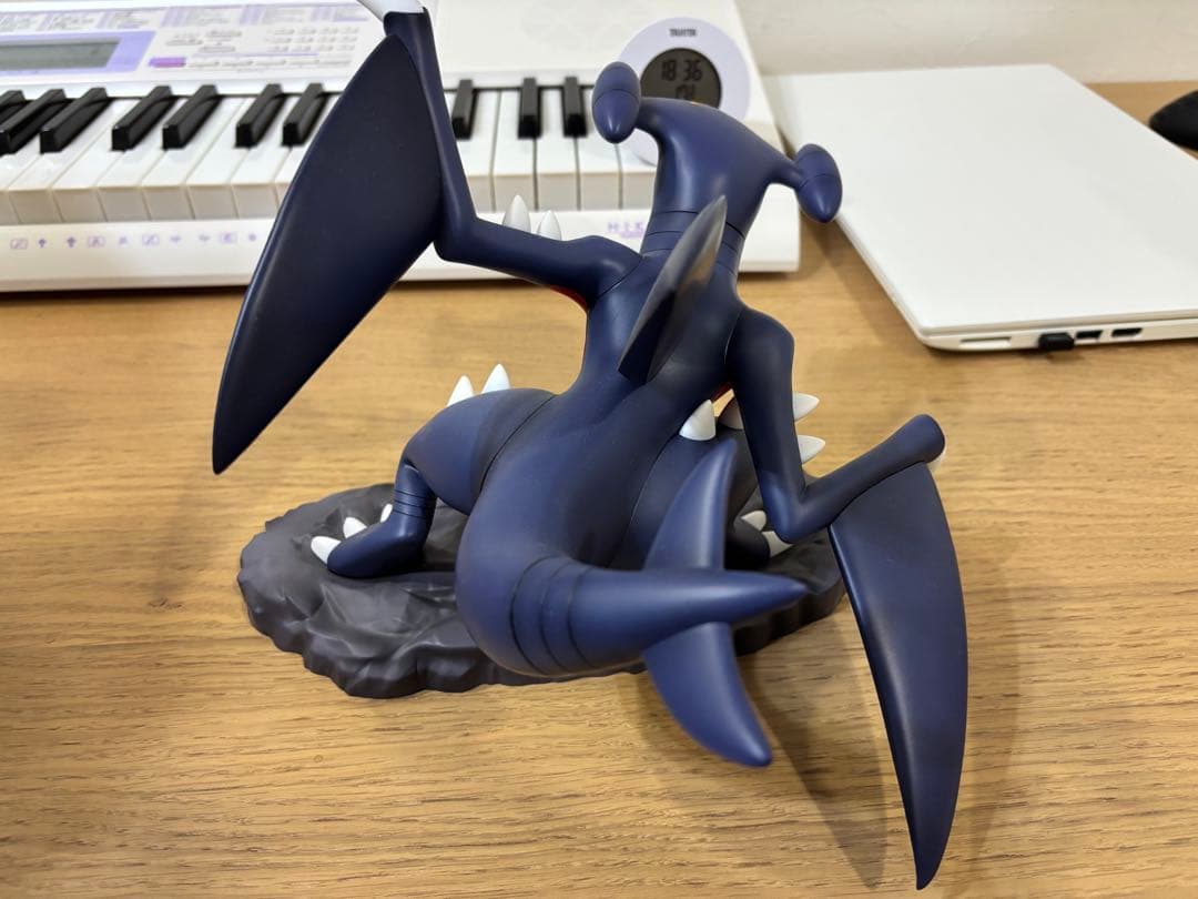 ARTFX J ポケットモンスターシリーズ シロナ ガブリアス　色紙付き