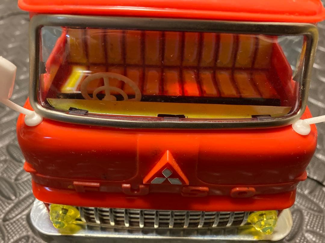 【値下げ新品未使用美品】ヨネザワ　ベル付　ふそうハシゴ消防車リフトアクション