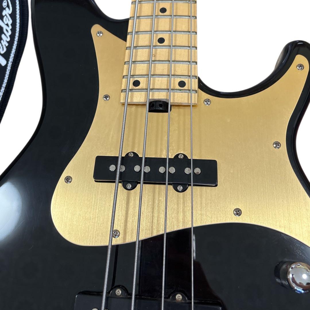 ◆Aria pro II RSB-618 4弦　ブラック　エレキギター