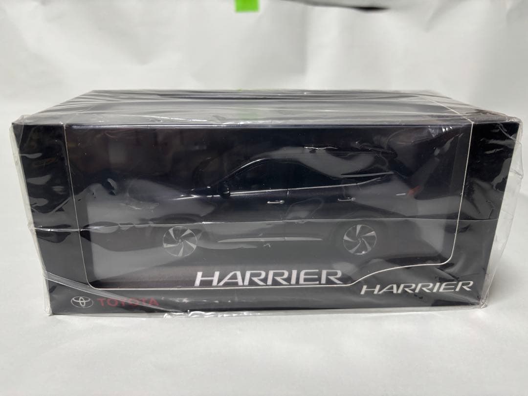 現行型ハリアー&旧型ハリアー カラーサンプル 3台セット