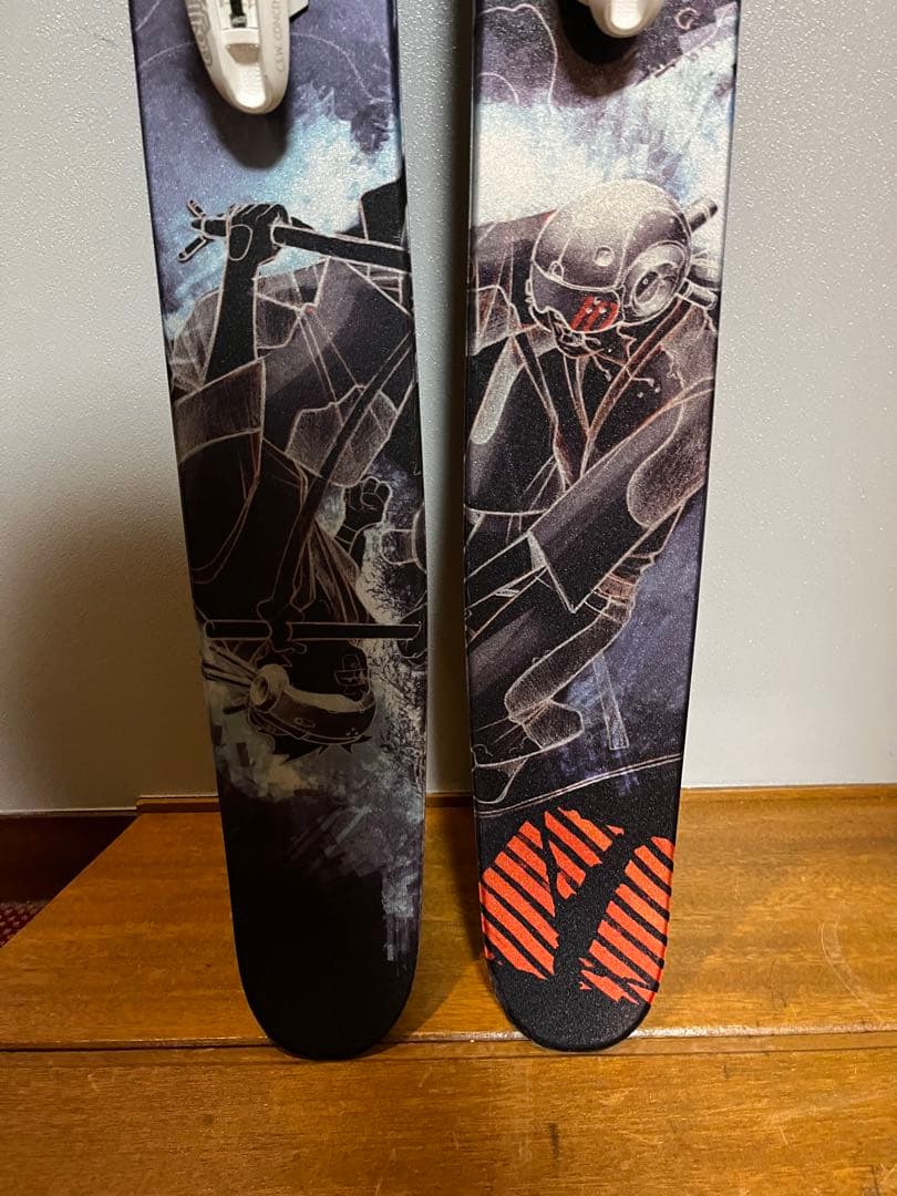 スキー板　Armada JJ 175cm