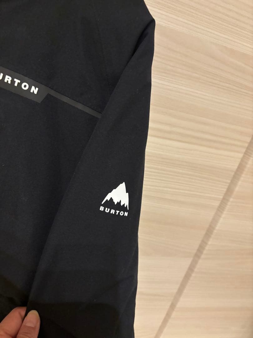 【美品】BURTON スノーボードウェア　キッズ　M 140cm