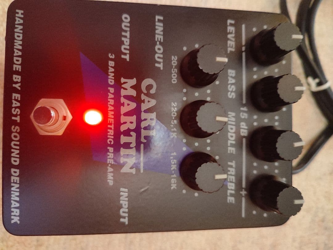 ギター CARL MARTIN 3 BAND PARAMETRIC PRE-AMP