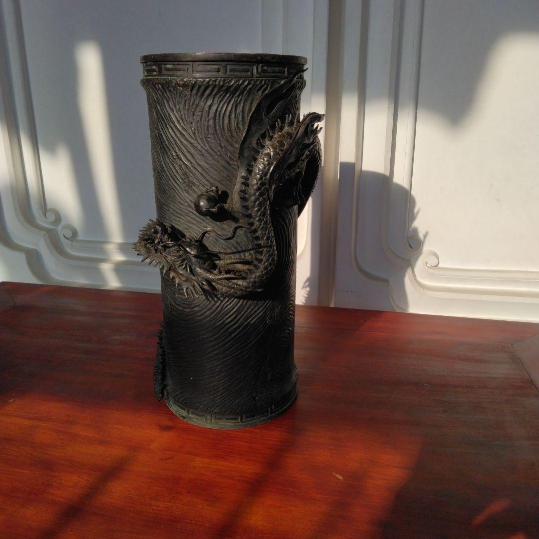 花瓶　銅製　龍模様