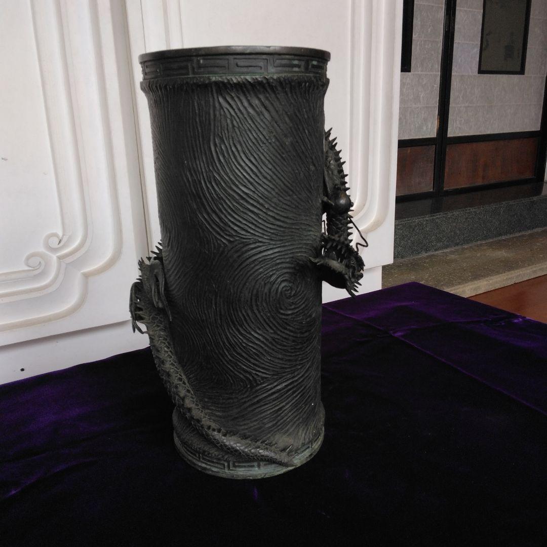 花瓶　銅製　龍模様