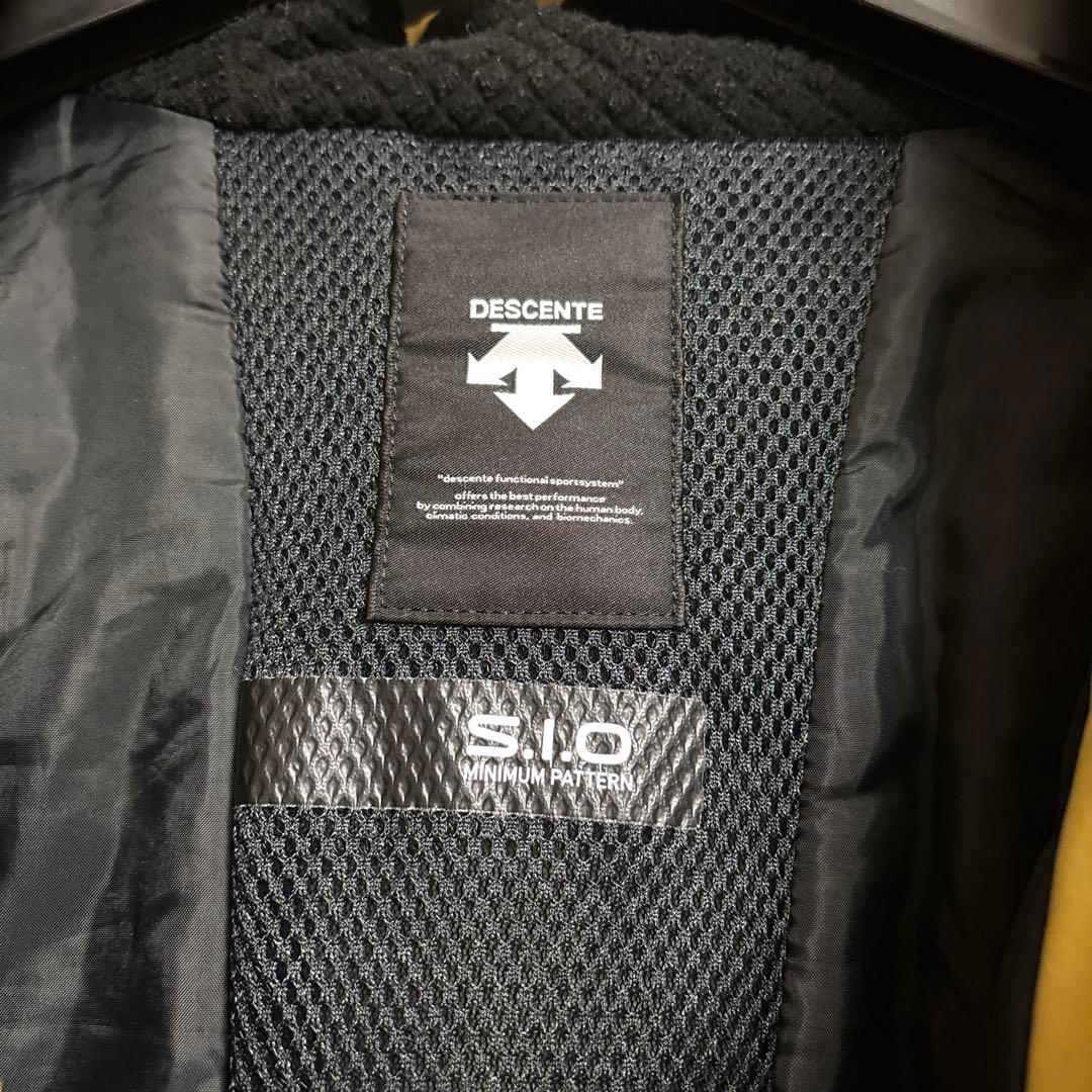 DESCENTE スキーウェア　Mサイズ　2022-2023 サルファーイエロー