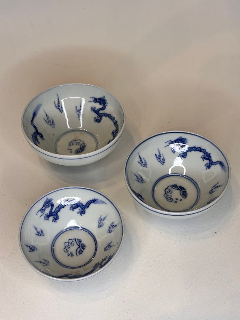 中国 大清雍正年製款 青花染付 龍文 湯呑 三客 サイズ違い アンティーク