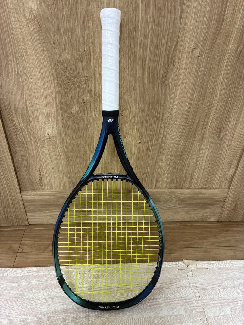YONEX EZONE 100 （2022年モデル）