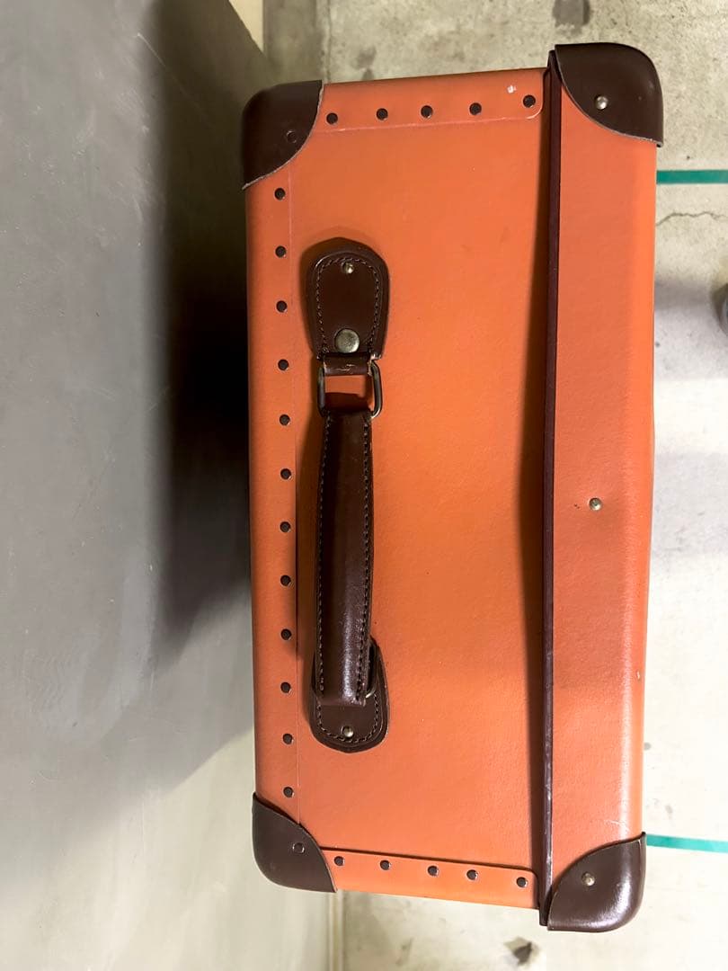 ◆グローブトロッター難有り品◆今の定価269,500円の物です★