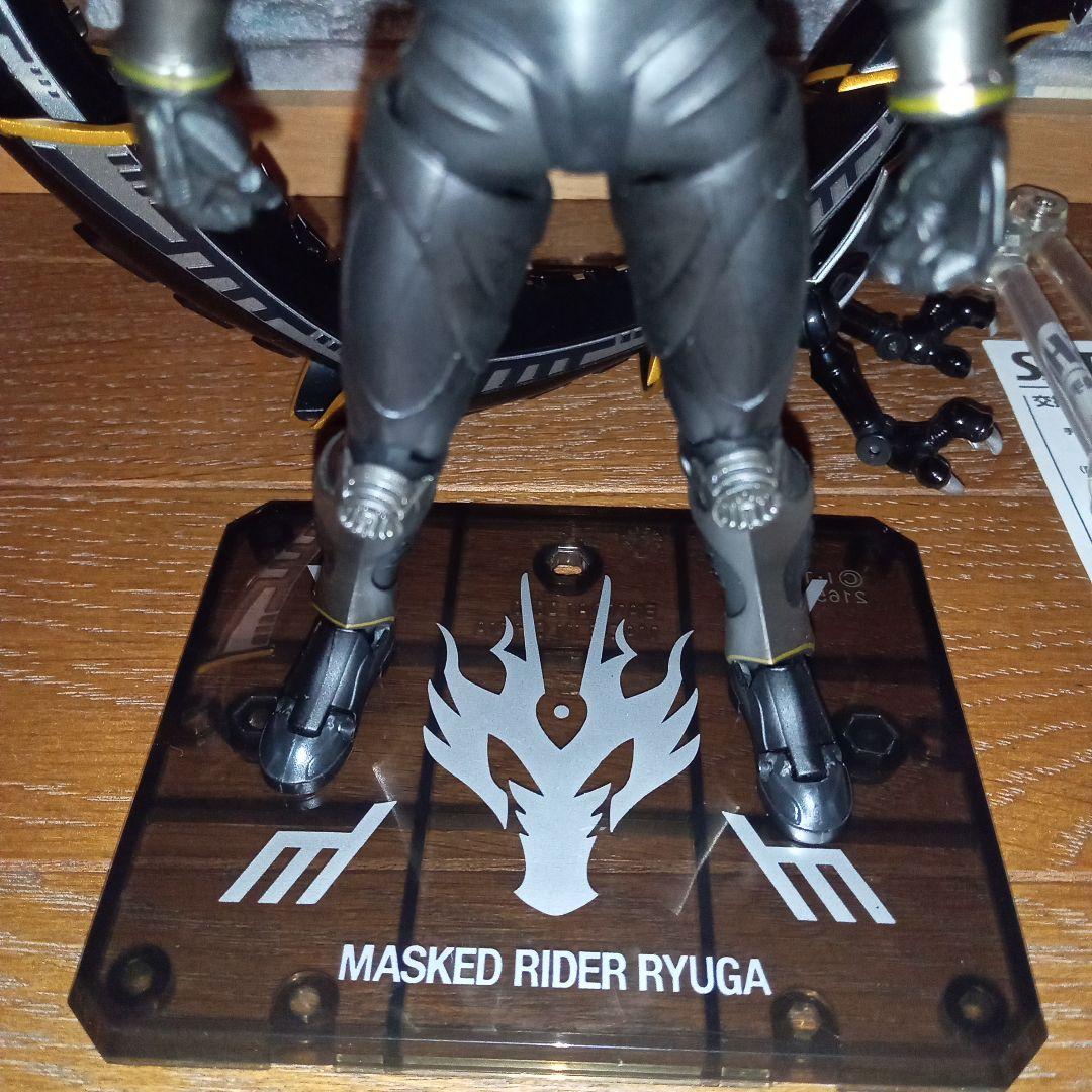 【限定値下げ中】SHF仮面ライダーリュウガ＆ドラグブラッカー