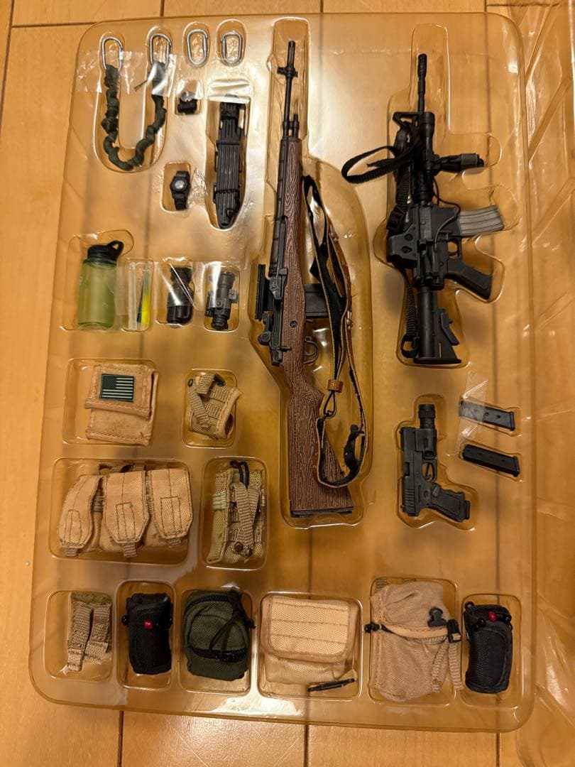 ホットトイズ　ミリタリーフィギュア　1/6 NAVY SEAL VBSS