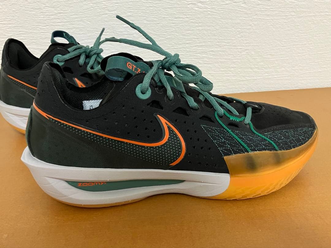 ナイキ G.T.カット 3