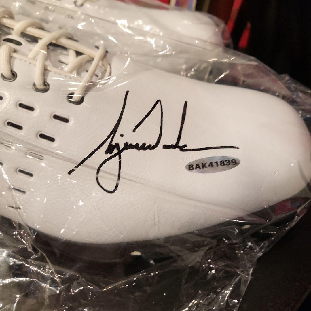 タイガーウッズ直筆サインシューズ