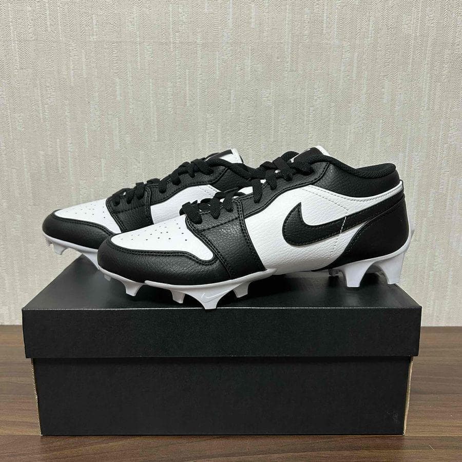 NIKE Jordan 1 Low TD 26cm フットボール スパイク 白黒