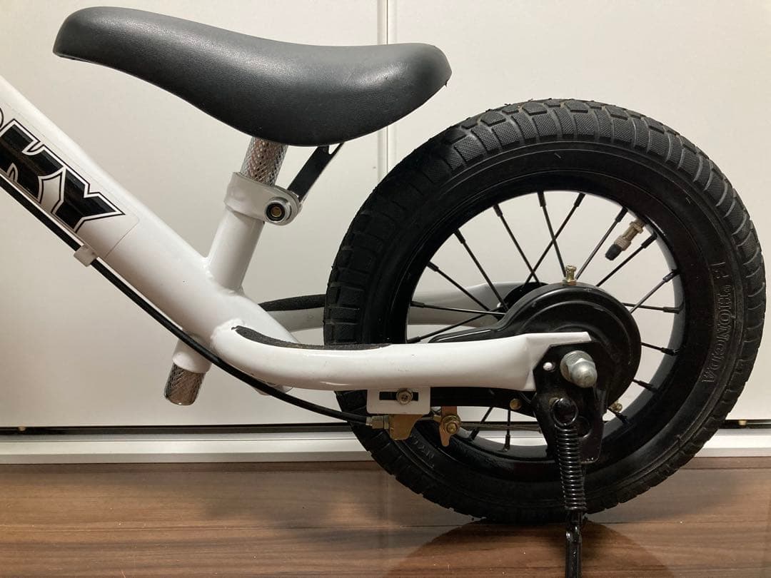 【美品】sparky スパーキー キックバイク ホワイト 白　ロングサドル付