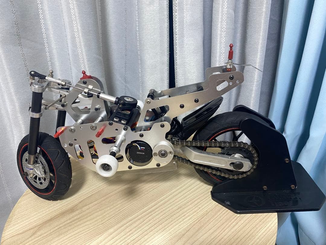 ThunderTiger 1/5 R1 R/C ラジコンバイク