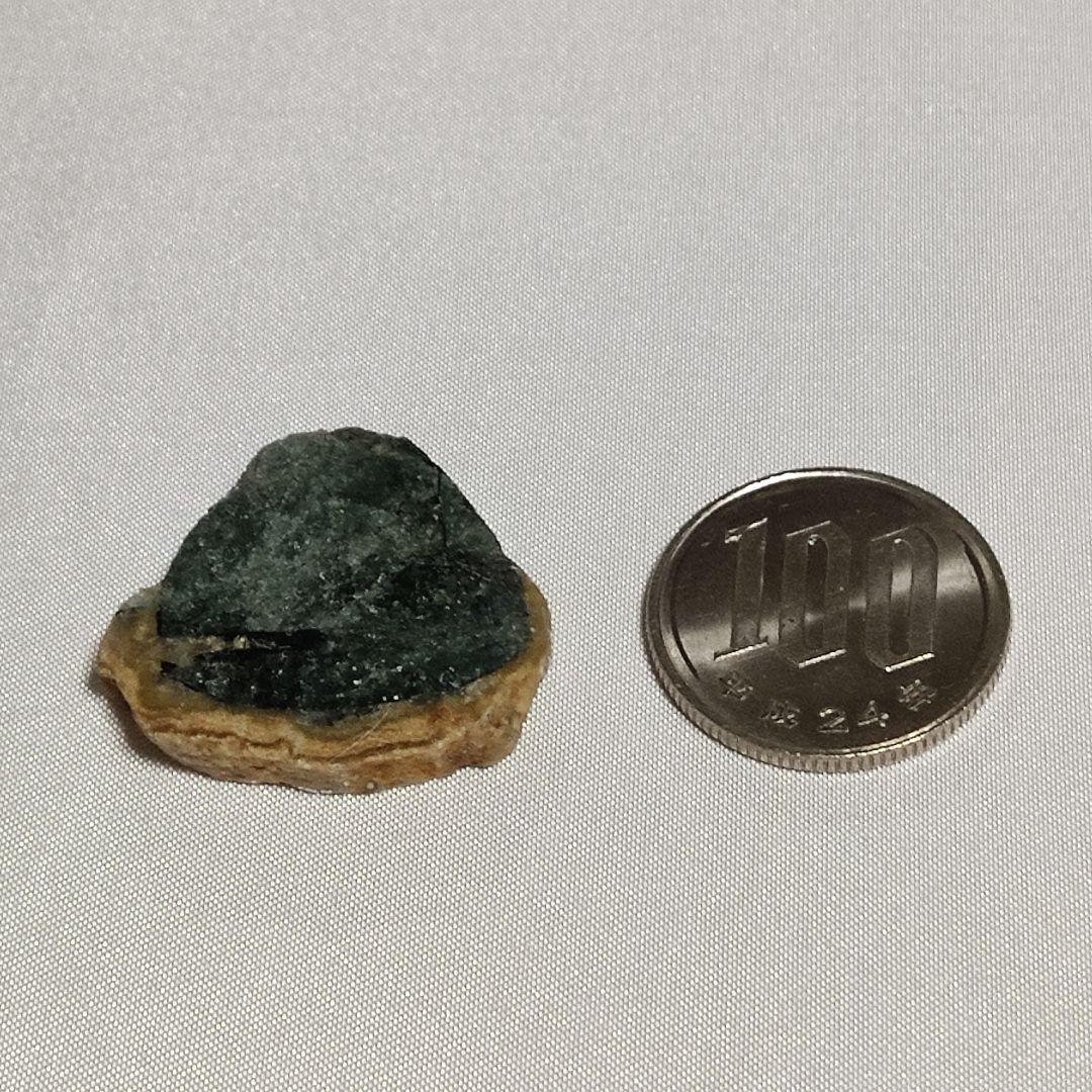 パワーストーン　トルマリン　天然石　原石　6g　No.385