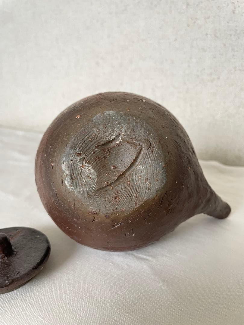 國吉清尚 作　焼締 土瓶
