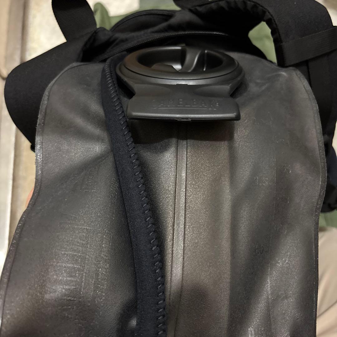米軍放出品 CAMELBAK製 キャメルバック 黒 ハイドレーション USN
