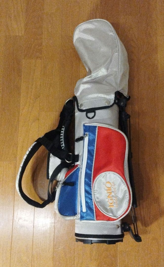 IGNIO イグニオ ジュニアゴルフクラブセット グラブ3本 バッグ 6〜8歳用