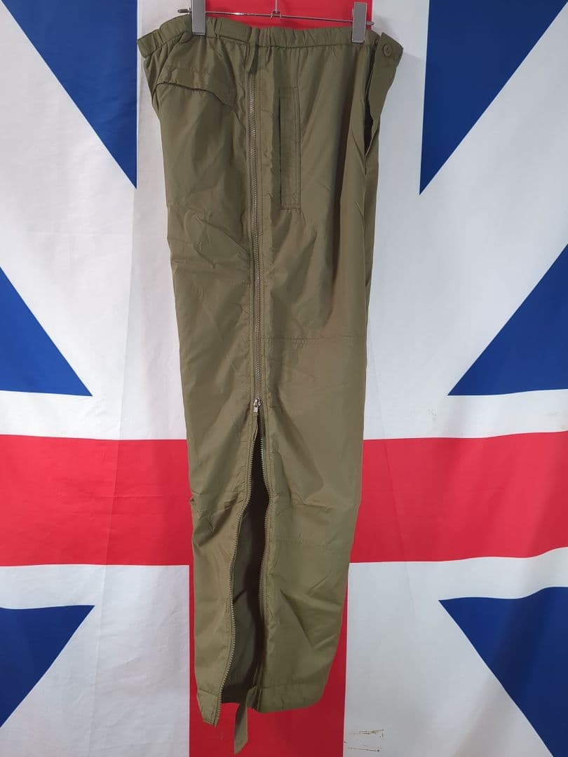 【実物新品】イギリス軍 PCS サーマル パンツ サイズ L　(袋入）