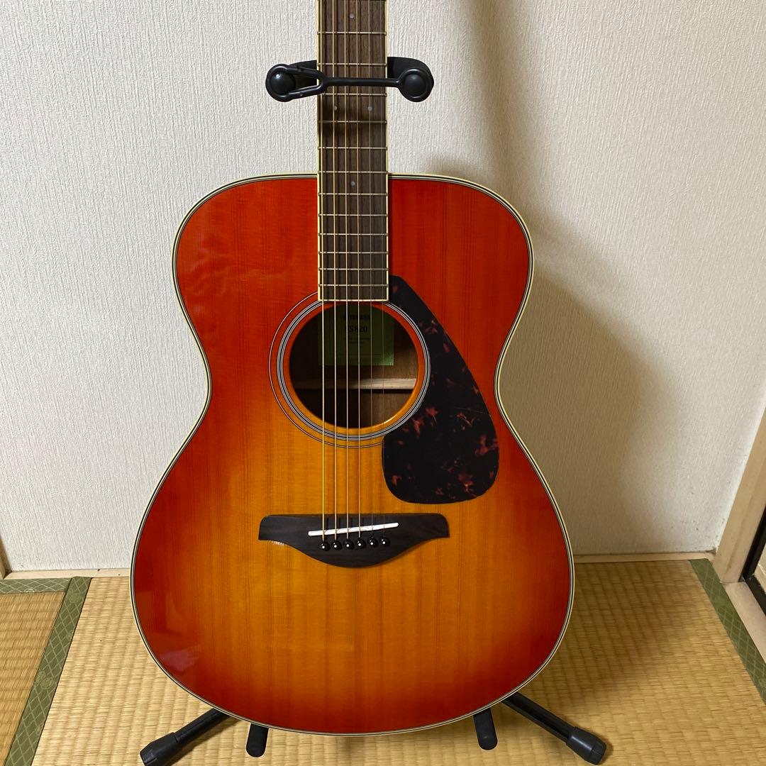 美品YAMAHA アコースティックギター FS820 オータムバースト