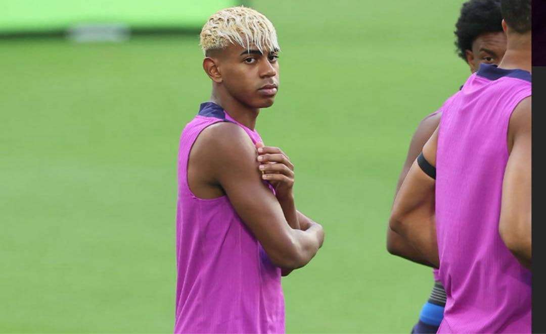 早い物勝ち 完売品 バルセロナ ヤマル ノースリーブ トレーニングウェア上下M