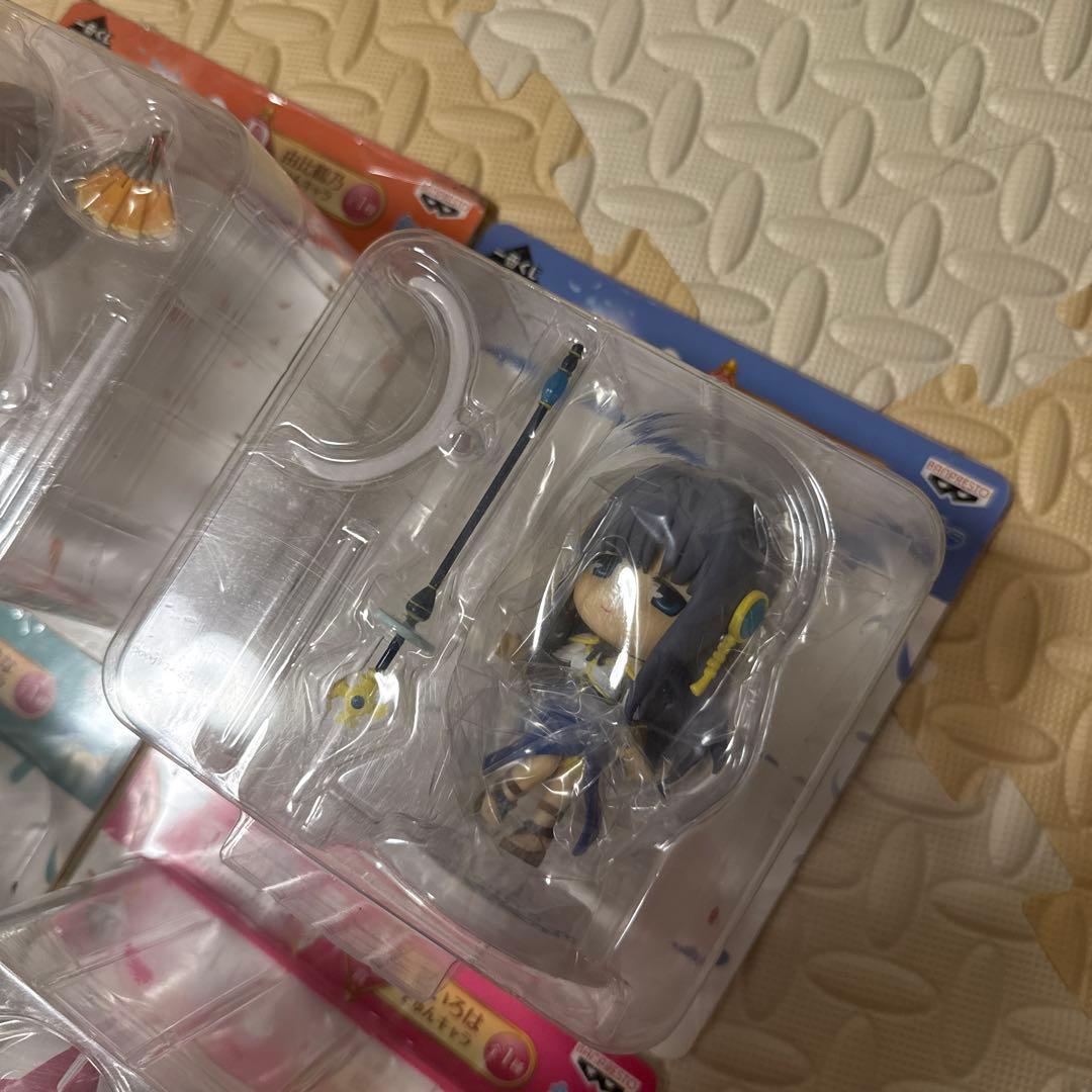 一番くじ 魔法少女まどか マギアレコード 4種セット　フィギュア　ミニ