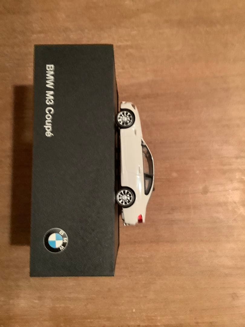 1／43ミニカー M3クーべ E92 ホワイト 美品