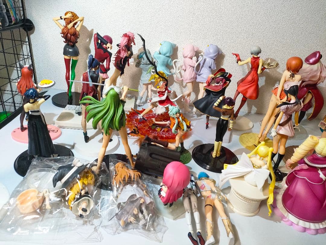 ☆　美少女フィギュア　まとめ売り　峰不二子　宝鐘マリン　ベアトリス　魔理沙　他