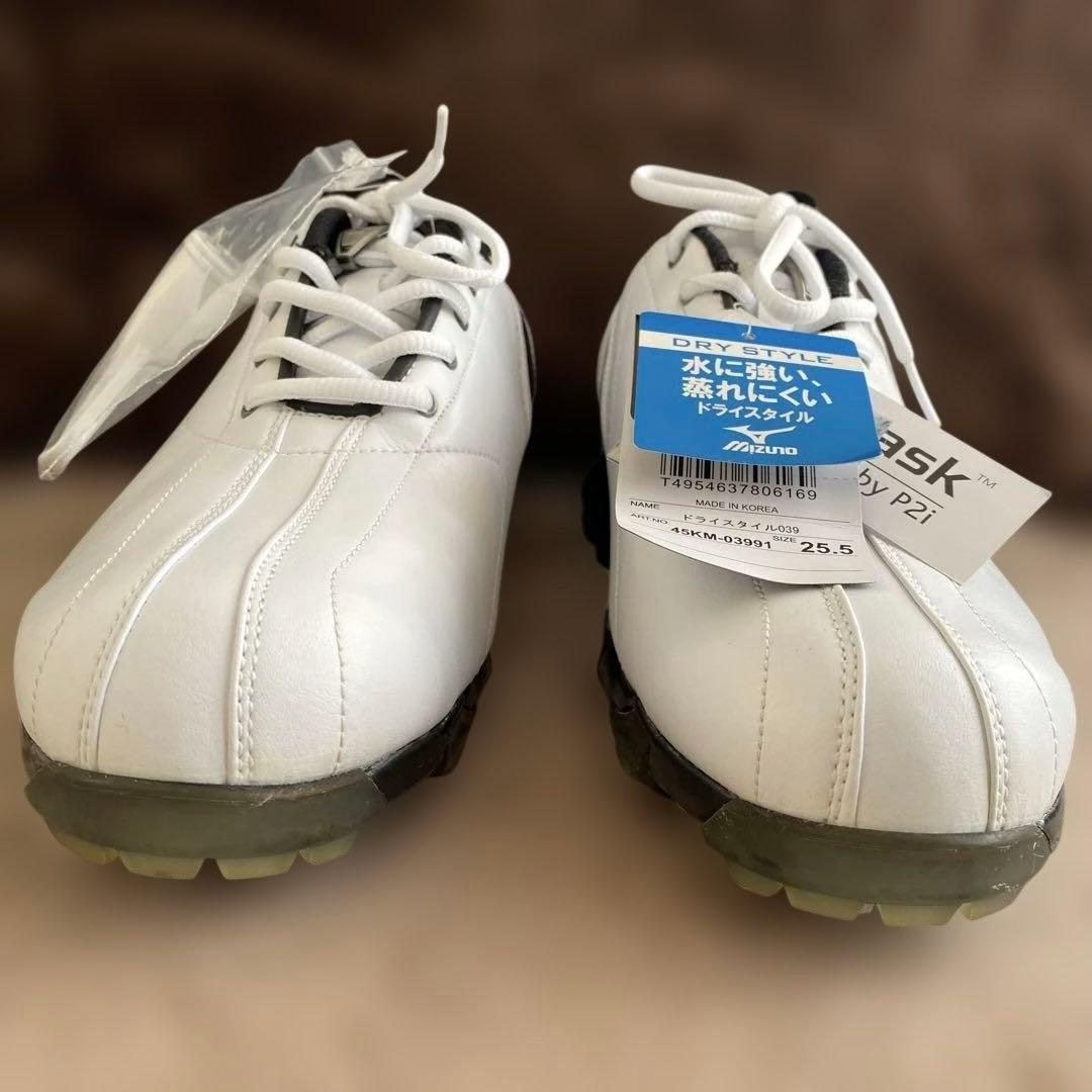 ミズノ ゴルフシューズ✴︎白と黒✴︎未使用✴︎タグ付✴︎ドライスタイル039 生産終了品