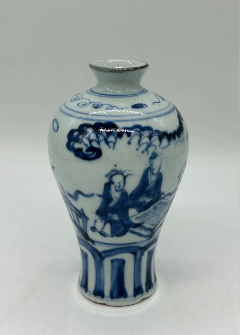 中国　染付　人物紋瓶　送料込み0711